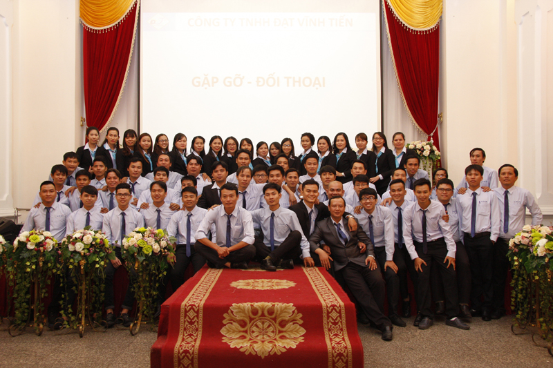 Buổi tiệc "Gặp gỡ & Đối thoại" giữa BGD & Nhân Viên